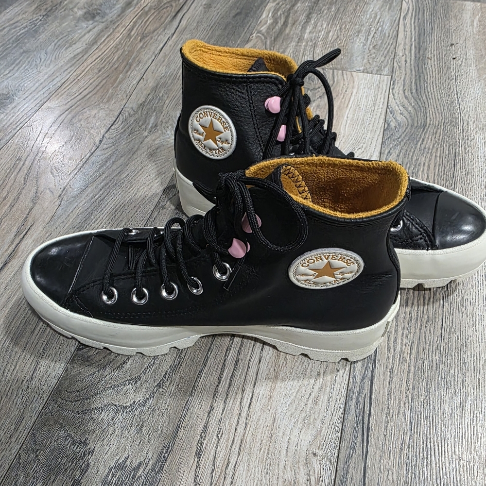 Converse Chuck Taylor All Star Lugged Winter Hi Sneakers